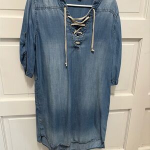 Chelsea & Violet Light Blue Lace-Up Top